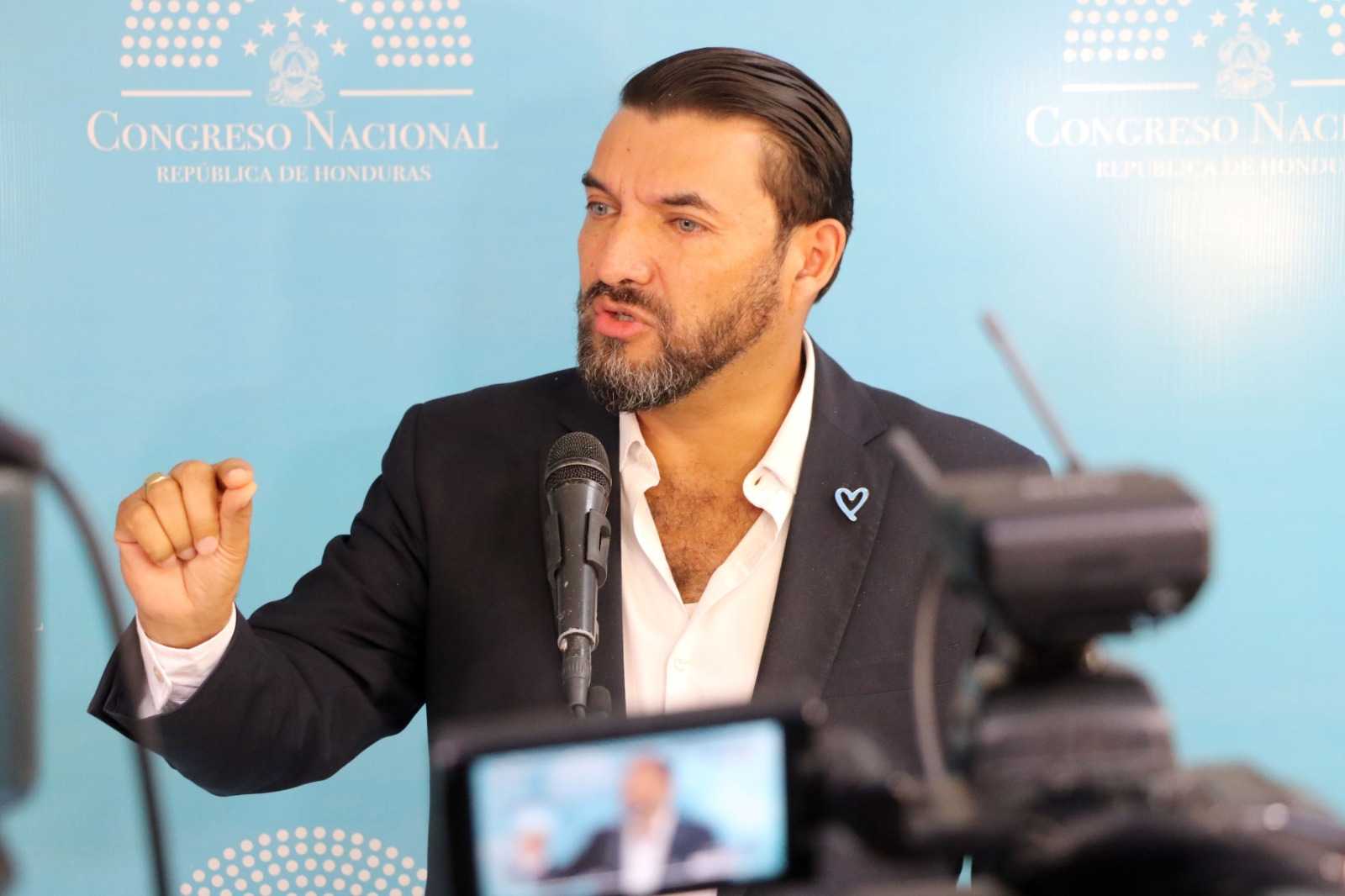 “Seguimos trabajando en consensos para elegir al Fiscal General y Adjunto”